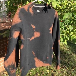 Bleached crew neck ⚡️